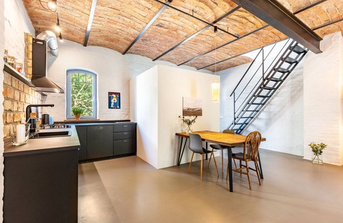 Angermuende Apartment | Apartment 'Im Pferdestall' with Private Terrace, Private Garden and Wi-Fi