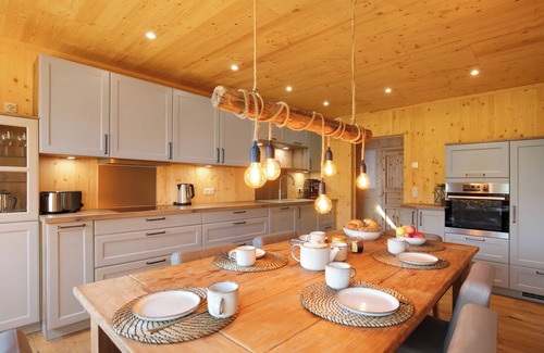 Fehrbellin Apartment | Apartment 'Im Teichland Linum' with Lake View, Private Terrace and Wi-Fi