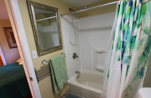 Bullville Apartment | Apartment in 120 year-old home with lots to offer