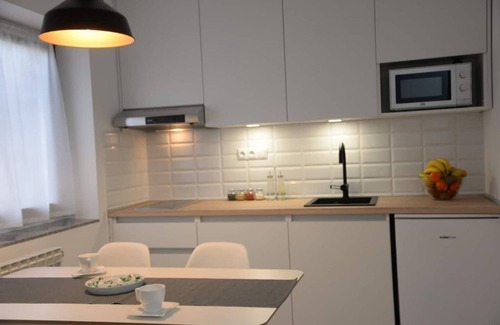 Bosnjaci House | Apartment in a Beautiful Garden