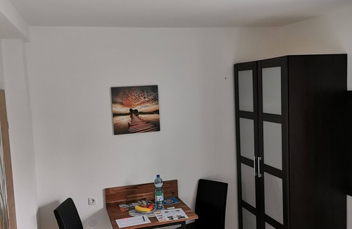 Hoheneich House | Apartment In A Hotel 'Homew4 Tinyapartment' with Balcony and Wi-Fi