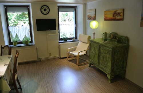 Bergweiler Apartment | Apartment in a quiet location on the flowing water of the Theel