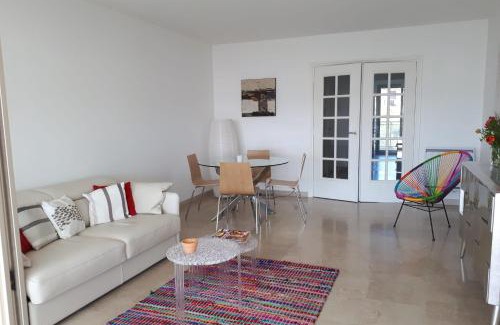 California - Pezou Apartment | Apartment In A Residence With Swimming Pool Wifi