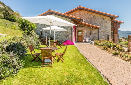 Ampuero Apartment | Apartment in a rural setting near the beach of Laredo 1