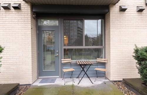 Abbotsford Apartment | Apartment in Abbotsford