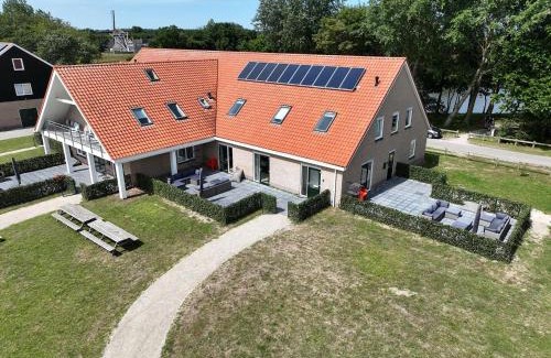 Nes Apartment | Apartment in Ameland near De Vleijen, cleaning included