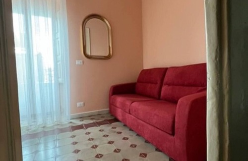 Francofonte Apartment | Apartment in an 1800s building.nn