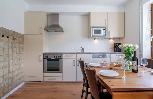Kotschach-Mauthen Apartment | Apartment in detached house near the ski resort