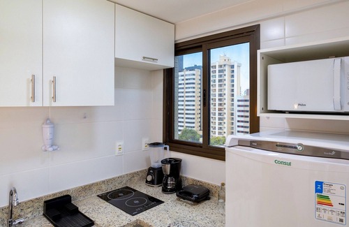 Caminho das Arvores Apartment | Apartment in Building with Pool and Fitness Center