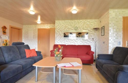Burg-Reuland Apartment | Apartment in Burg Reuland with forest