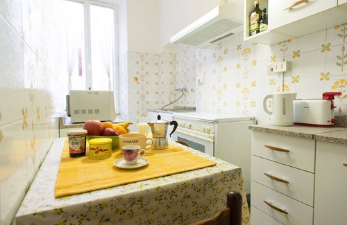 Salario Apartment | Apartment in central Rome in a strategic position, 1 km from Termini railway.