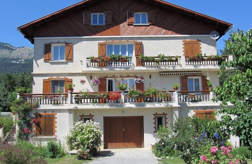 Beauvezer Apartment | Apartment in chalet on Haut-Verdon - Val d'Allos - Southern Alps