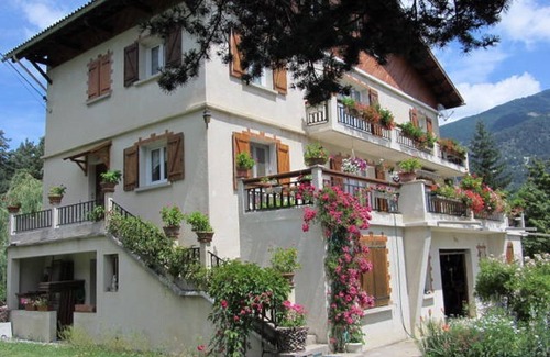 Beauvezer Apartment | Apartment in chalet on Haut-Verdon - Val d'Allos - Southern Alps