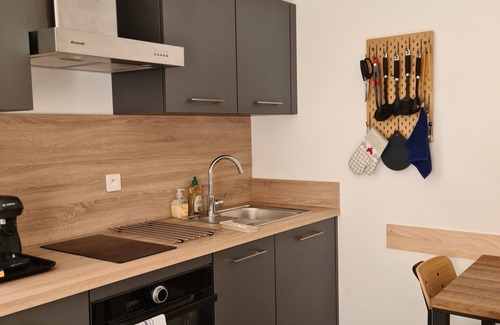 Goult Apartment | Apartment in charming Provencal village