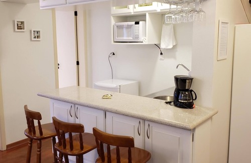 Tres Pinheiros Apartment | Apartment in condominium