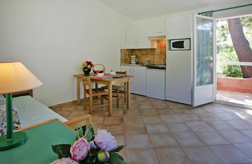 Pineto Apartment | Apartment in Corsica with Beach Access