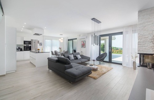 Nova Vas Villa | Apartment in Croatia near the Coast