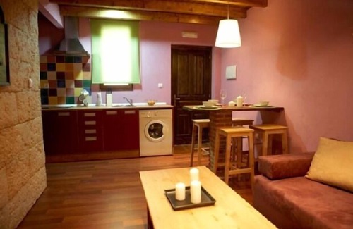 La Atalaya Cottage | Apartment in cudillero, with private and family parking, without private garden