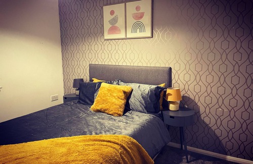 Alvaston House | Apartment in Derby by Leecroft Cosy Stays