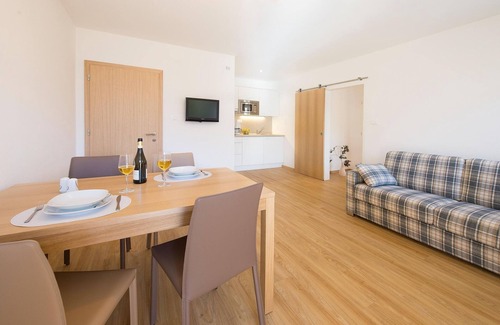 Tirolo Apartment | Apartment in Dorf Tirol near Spronser Lakes