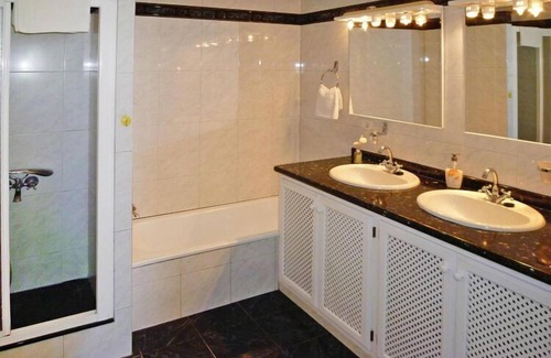 Tajuya House | Apartment in El Paso with spectacular views