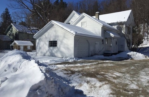 Elizabethtown Apartment | Apartment in Elizabethtown in the High Peaks Area of the Adirondacks
