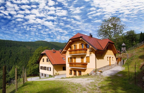 Zrece Apartment | Apartment in Farmhouse in beautiful Zreče Pohorje