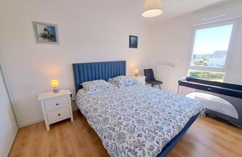 Plouarzel House | Apartment in Finistère with Free E-Bike