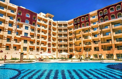 Corniche Road-Dahar Apartment | Apartment in Florenza Khamsin Beach Resort + the beach