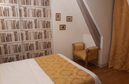 Cinq-Mars-la-Pile Other | Apartment in the heart of the castles of the Loire