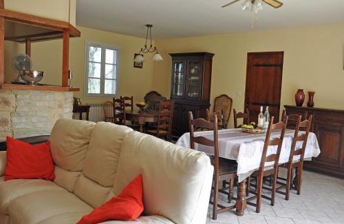 Lias-d'Armagnac Villa | Apartment in France near Scenic Landmarks
