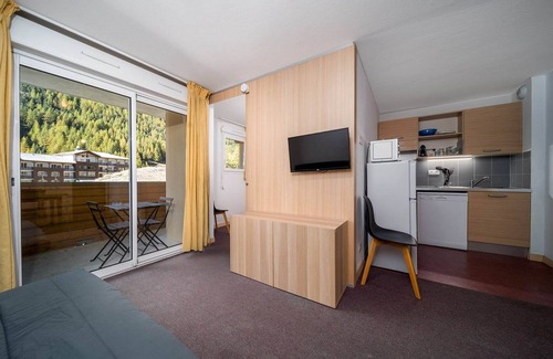 Allos Apartment | Apartment in France with Ski Slope Access