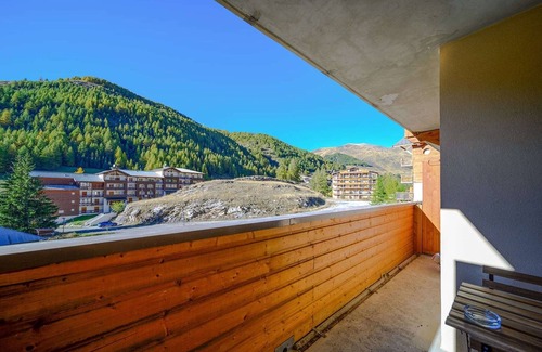 Allos Apartment | Apartment in France with Ski Slope Access