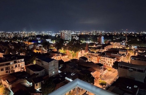 Cali Apartment | Apartment in front of chipichpae shopping center