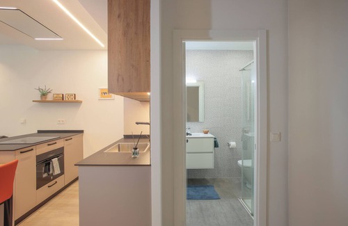 Gros Apartment | Apartment in front of the Zurriola beach with sea views,