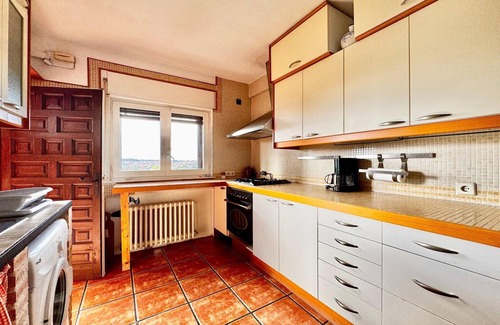 Galapagar Apartment | Apartment in Galapagar with Pool and Garden