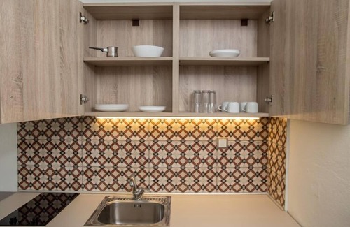 Gerakini Apartment | Apartment in Gerakini with a shared swimming pool