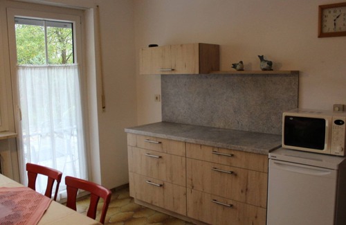 Roehrnbach Apartment | Apartment in Goggersreut mit Terrasse
