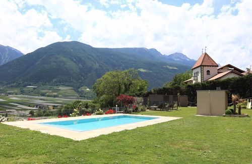 Coldrano Apartment | Apartment in Goldrain with Pool & Mountain Views