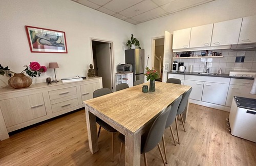 Groenlo Apartment | Apartment in Groenlo with Private Garden