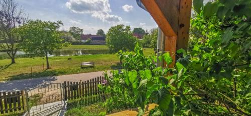 Gro Pinnow Apartment | Apartment in Herrenhaus Groß Pinnow