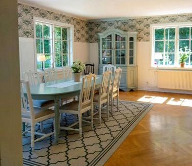 Vetlanda House | Apartment In Historic School In Peaceful Småland