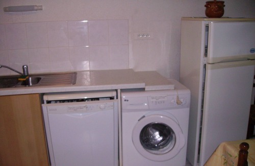 Breuillet Apartment | APARTMENT IN INDIVIDUAL HOUSE
