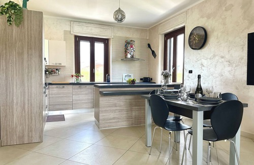 Rivarolo Canavese Apartment | Apartment in villa with exclusive access to pool, whirlpool and jacuzzi