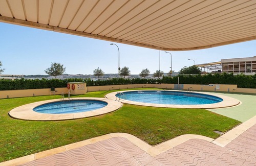 L'Escala Apartment | Apartment in L’Escala by Platja de Riells