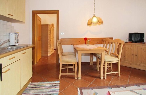Laces Apartment | Apartment in Latsch with Indoor Pool & Garden