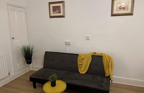 Oadby Apartment | Apartment in Leicester- Doublebed-citycentre-wifi