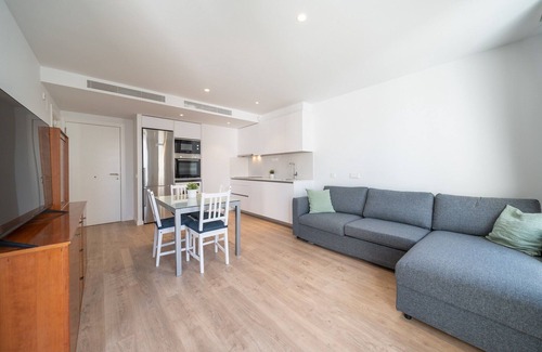 L'Escala Apartment | Apartment in L’Escala near Sandy Beaches