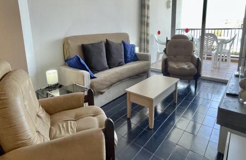 L'Escala Apartment | Apartment in Lescala with terrace