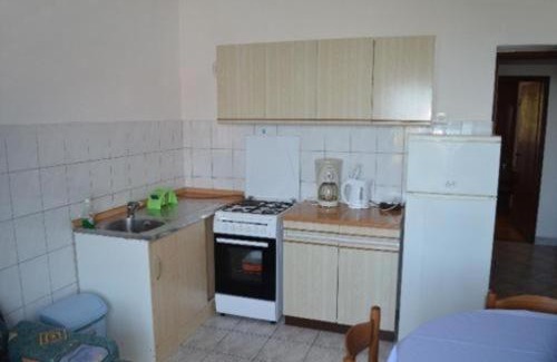 Lun Apartment | Apartment in Lun with sea view, terrace, air conditioning, Wi-Fi (4829-1)